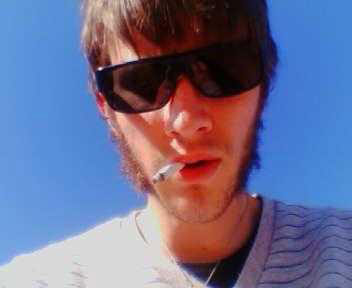 IF HARTLEY HAD A DAY AT THE BEACH, THIS IS WHAT IT WOULD LOOK LIKE - IMG OF HARTLEY SHAWCROSS